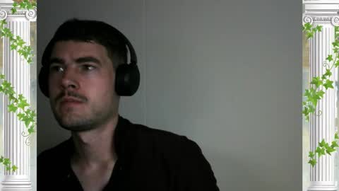 Snapshot of sultansgirls chatting on 02.26.26 The Sultan online show from 02.26.26