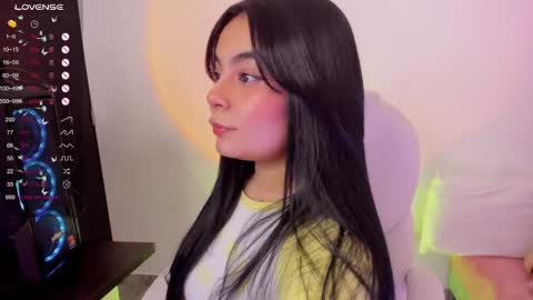 Snapshot of sumersunsett chatting on 03.10.25 sumersunsett online show from 03.10.25