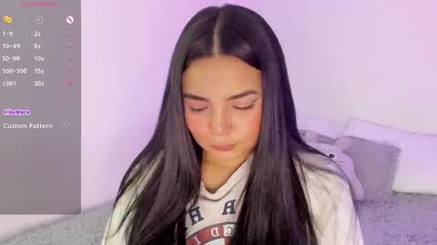 Snapshot of sumersunsett chatting on 09.14.25 sumersunsett online show from 09.14.25