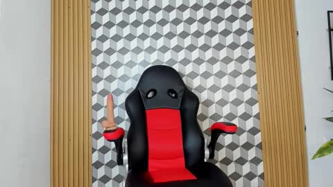 summer_______ online show from 10.05.25