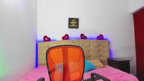 summer_girls01 online show from 09.26.25