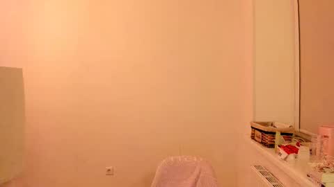 Snapshot of summer_preston chatting on 01.31.25 Summer Preston online show from 01.31.25