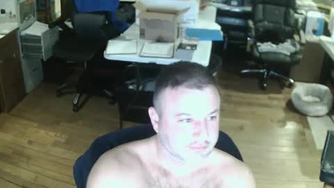 Snapshot of summerfun35 chatting on 12.11.24 cincyguy online show from 12.11.24