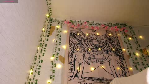 Snapshot of summerhazee chatting on 12.03.24 summerhazee online show from 12.03.24