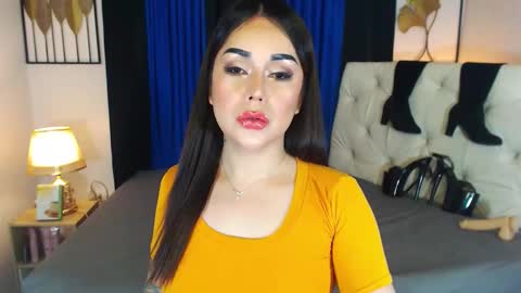 Snapshot of summerleonets chatting on 03.12.25 Summer online show from 03.12.25