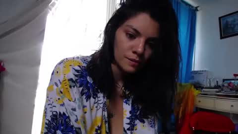 moon1 online show from 09.17.25