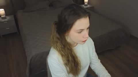 Snapshot of sundayferrigno chatting on 12.14.25 Angella online show from 12.14.25