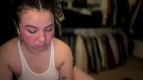 Snapshot of sunflowerxo chatting on 03.16.26 Sofie online show from 03.16.26