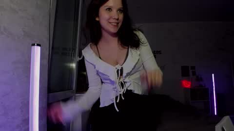 Snapshot of sunlovedamily chatting on 12.04.24 Amy online show from 12.04.24