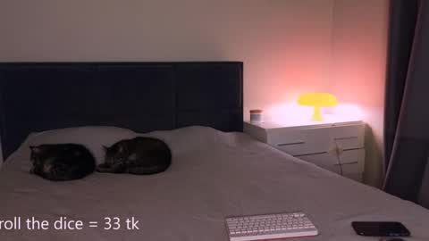 Amy online show from 10.31.25