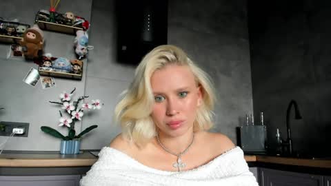 sunlovv online show from 07.15.26