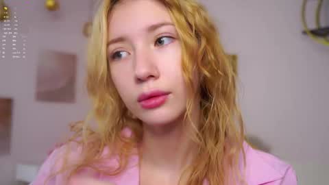 Snapshot of sunnmoonn chatting on 02.15.26 Lily online show from 02.15.26