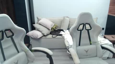 Alice and Sergey online show from 10.24.25