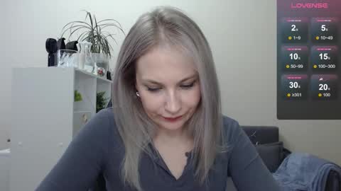 Naomi online show from 01.09.25