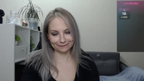 Naomi online show from 01.21.25