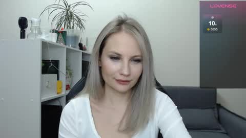 Naomi online show from 02.11.25