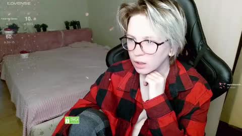 Snapshot of sunny_mood chatting on 05.01.26 sunny mood online show from 05.01.26