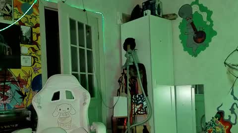 Sunny online show from 09.25.25