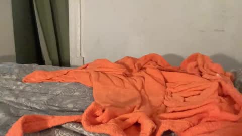 Snapshot of sunnyamysunny chatting on 10.10.25 Amy online show from 10.10.25