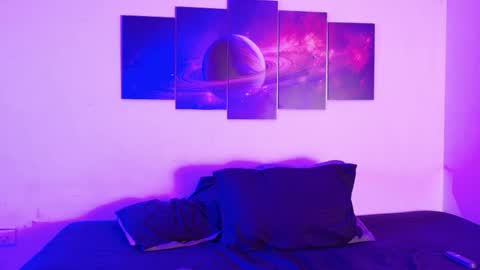 Christian Vanessa online show from 12.18.25