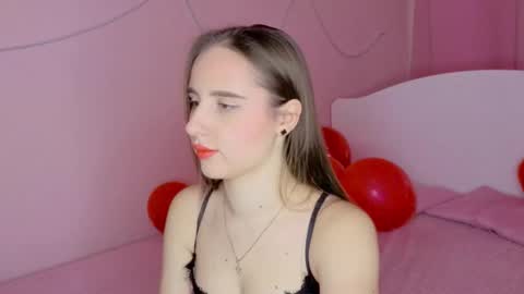 Snapshot of sunnybunnyy5 chatting on 02.21.26 Liza online show from 02.21.26