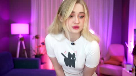 Fia  -  TG -  Mia -  Alice -  online show from 02.08.25