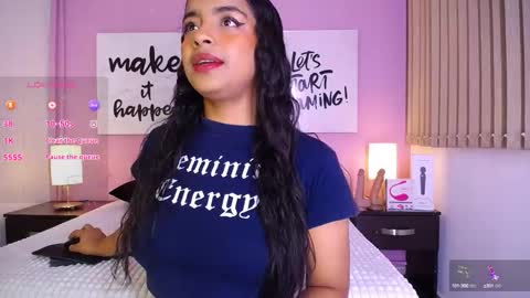 Snapshot of sunnygilmore chatting on 01.21.25 Sunny online show from 01.21.25