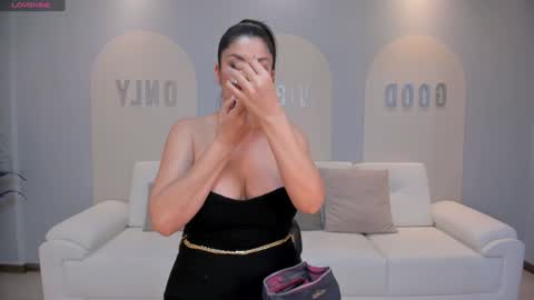 Sunny Rivers online show from 02.05.25