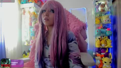     RAVENCLAU GIRL  online show from 02.12.25