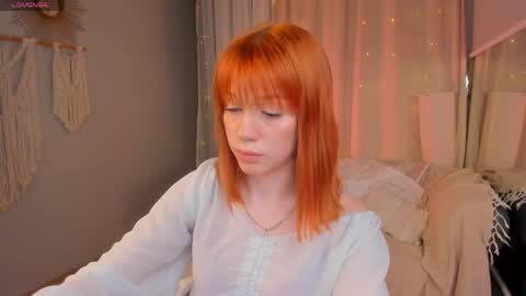 sunrisee_ online show from 04.15.26