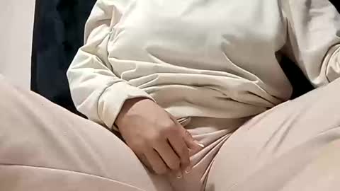 Snapshot of sunshine_days chatting on 01.31.25 Annie online show from 01.31.25