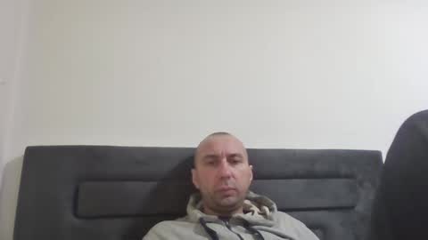 super42835015 online show from 01.30.25