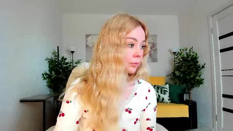 Jenn online show from 04.17.26