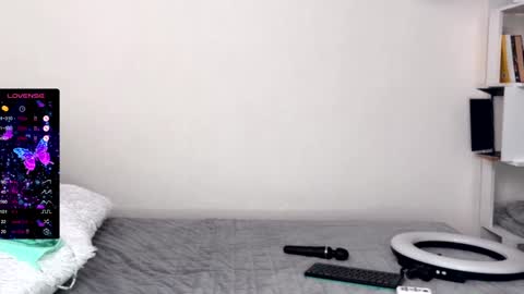 Snapshot of super_peach_stream chatting on 12.20.24 ANNApvt open full info in bio online show from 12.20.24