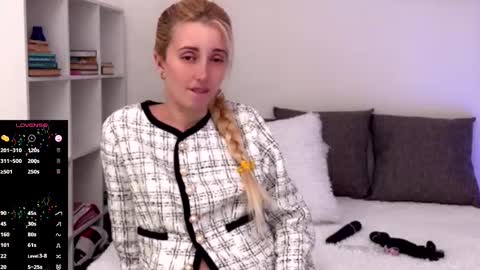 Snapshot of super_peach_stream chatting on 03.11.25 ANNApvt open full info in bio online show from 03.11.25