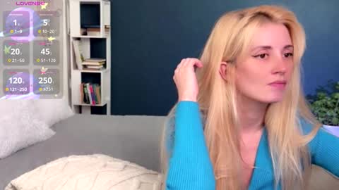 Snapshot of super_peach_stream chatting on 09.08.25 ANNApvt open full info in bio online show from 09.08.25