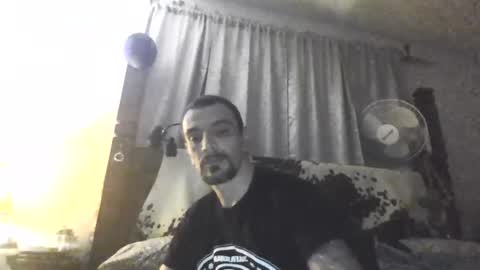 Snapshot of superd512 chatting on 01.14.25 Guero Cash online show from 01.14.25