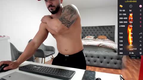 supermanboyxxl online show from 10.24.25