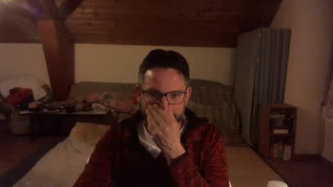 Snapshot of supersquirrel81 chatting on 11.09.25 supersquirrel81 online show from 11.09.25