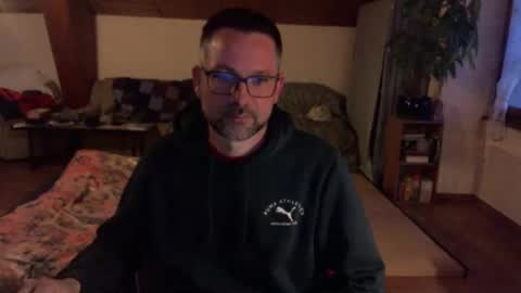 supersquirrel81 online show from 04.06.26