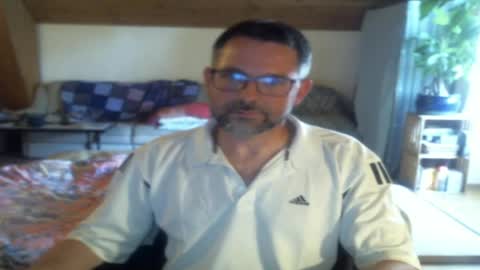 Snapshot of supersquirrel81 chatting on 04.26.26 supersquirrel81 online show from 04.26.26