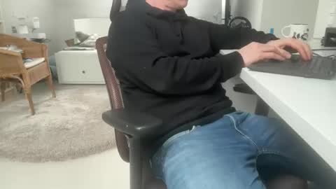 surfstar81 online show from 12.04.25