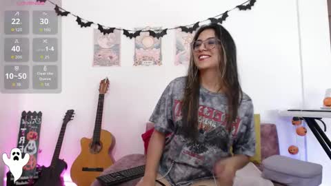 Susana hendrix    online show from 10.04.25