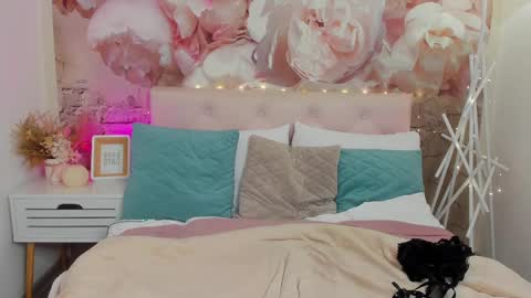 Susan online show from 02.17.25