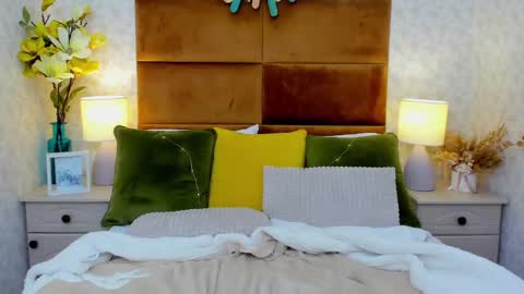 Susan online show from 02.18.25