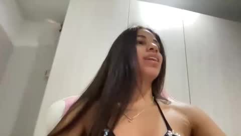 Snapshot of susandolls_ chatting on 02.14.25 susan online show from 02.14.25