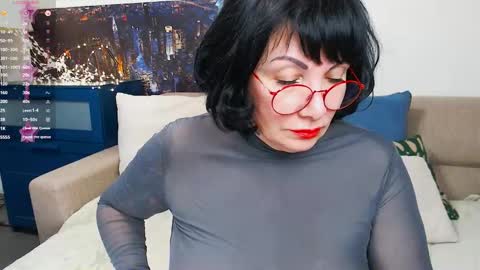 Susan online show from 02.19.25