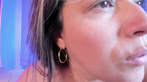 Susan  Everyday From 0530 to 1430 Col Time online show from 01.21.25