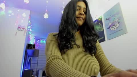 Snapshot of susanrhodes chatting on 12.13.24 Andrea - Migue online show from 12.13.24