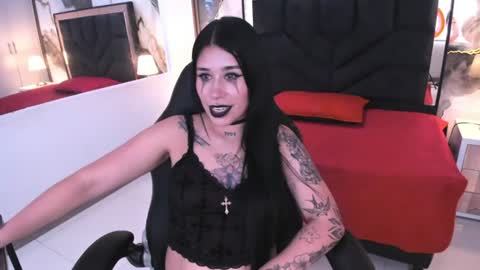 Snapshot of susanvilla chatting on 06.10.26 susanvilla online show from 06.10.26